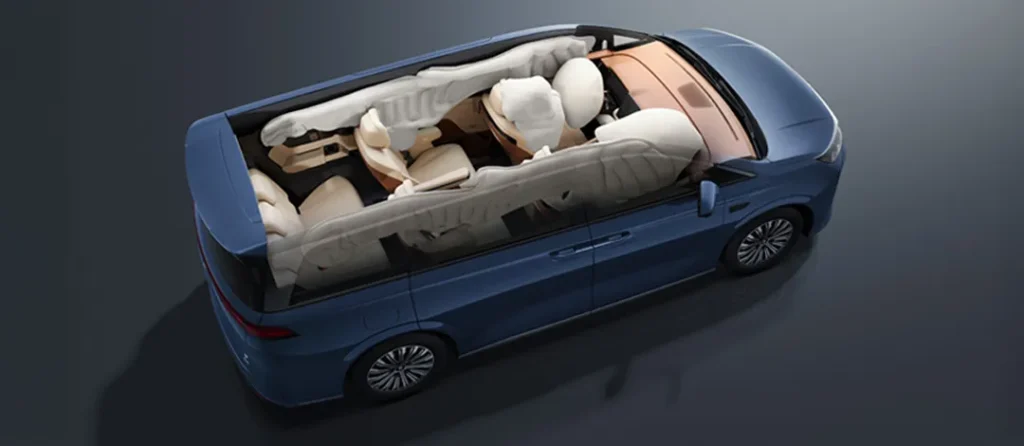 BYD M9