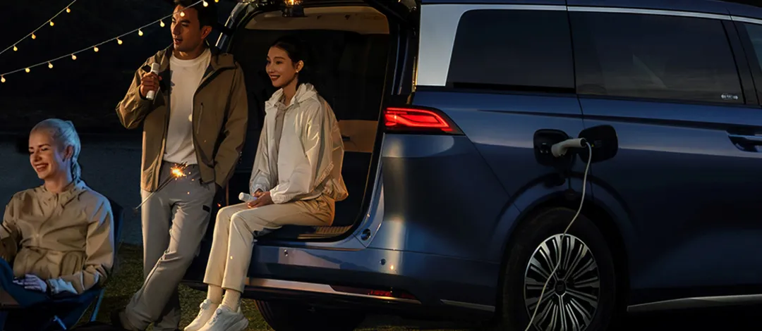 BYD M9